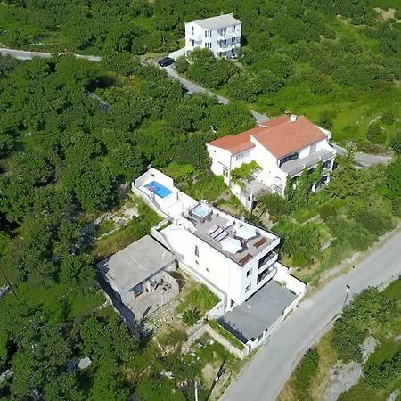 Vila Petra Makarská
